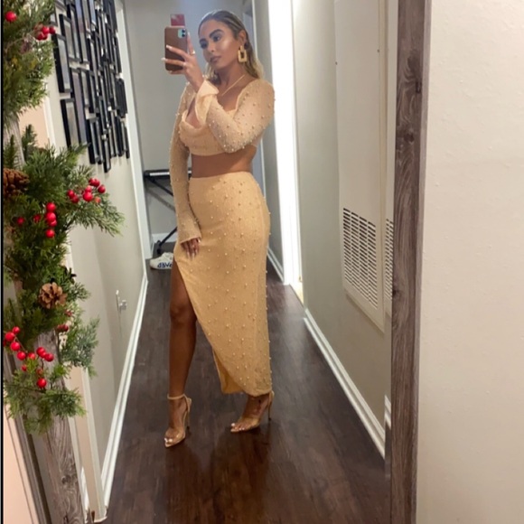 Oh Polly cream pearl 2 piece set. - Picture 1 of 7